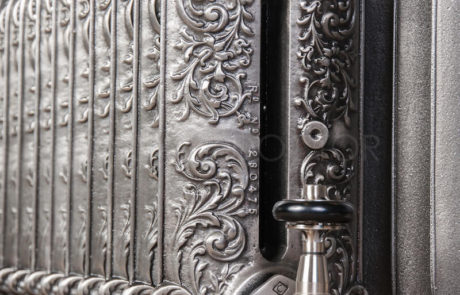 Beeston Double Column Decorated Cast Iron Radiator 450mm High & 190mm Deep in Polish
