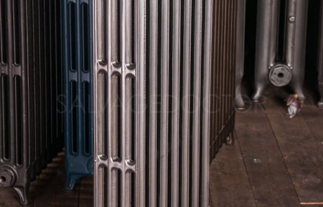 Crane 4 column cast iron radiator 925mm high in polish